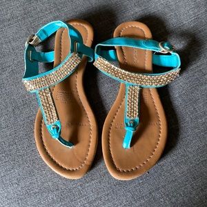 Andrea sparkly sandals!